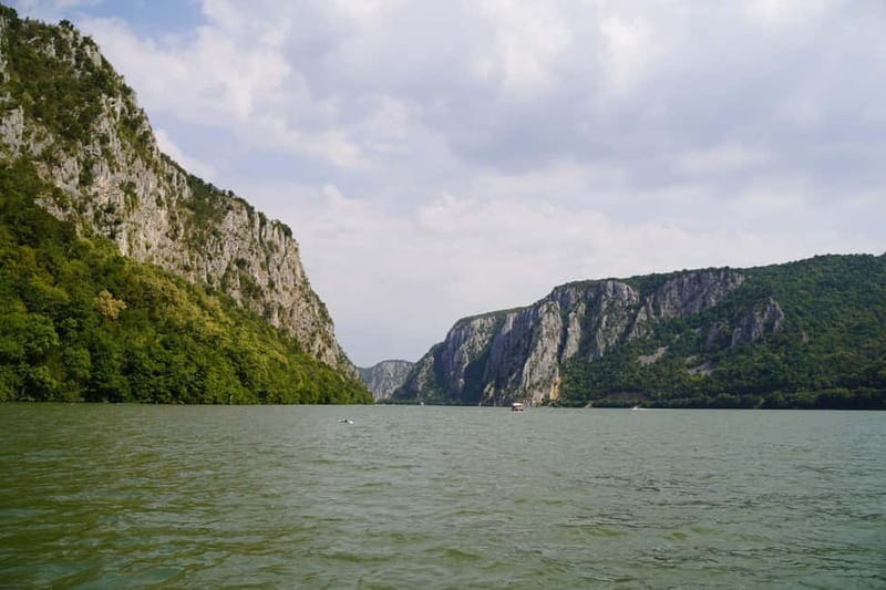 From Belgrade: Golubac Fortress and Iron Gate Gorge Tour - Tips to Keep the Day Comfortable (and No-Surprises)