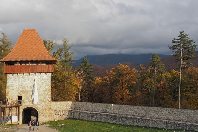 From Brasov: Discover Bran Castle and Râșnov Fortress - How the Day Actually Flows (So You Don’t Feel Rushed)