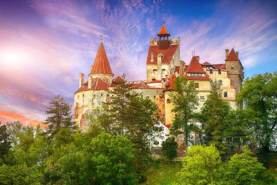 From Bucharest: Castles, Carpathians, and Brașov Day Trip - Peleș Castle in Sinaia: fairytale opulence, strict time slots, and cold reality checks