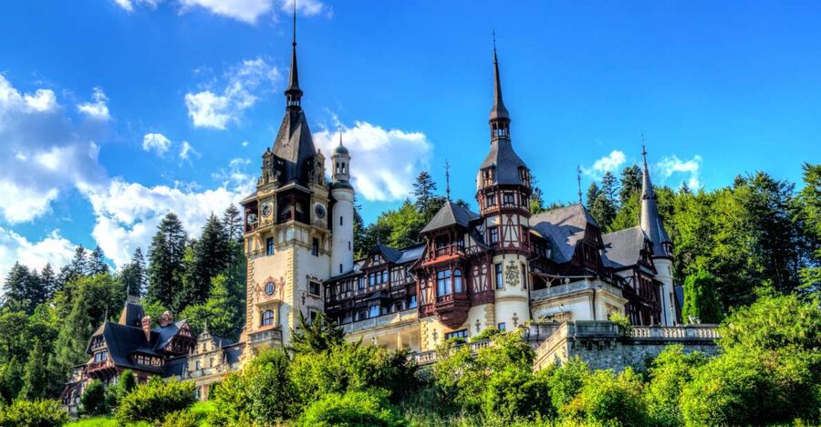 From Bucharest: Day Trip to Dracula and Peles Castle - Should You Book This Dracula and Peleș Day Trip?