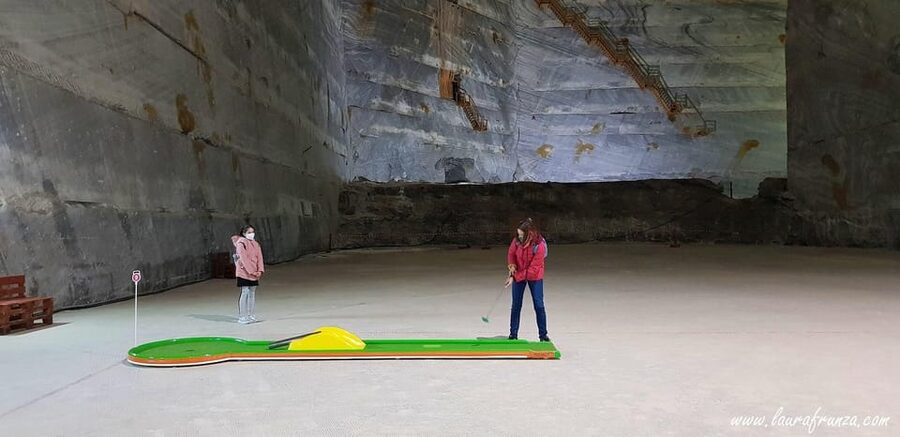 From Bucharest: Private Tour Salina Slanic: Salt Palace - From Bucharest to Prahova: setting up a smooth 7-hour day