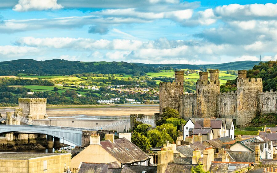 From Chester: North Wales and Caernarfon Castle Tour - Setting Off From Chester: The 16-Seat Minibus Advantage