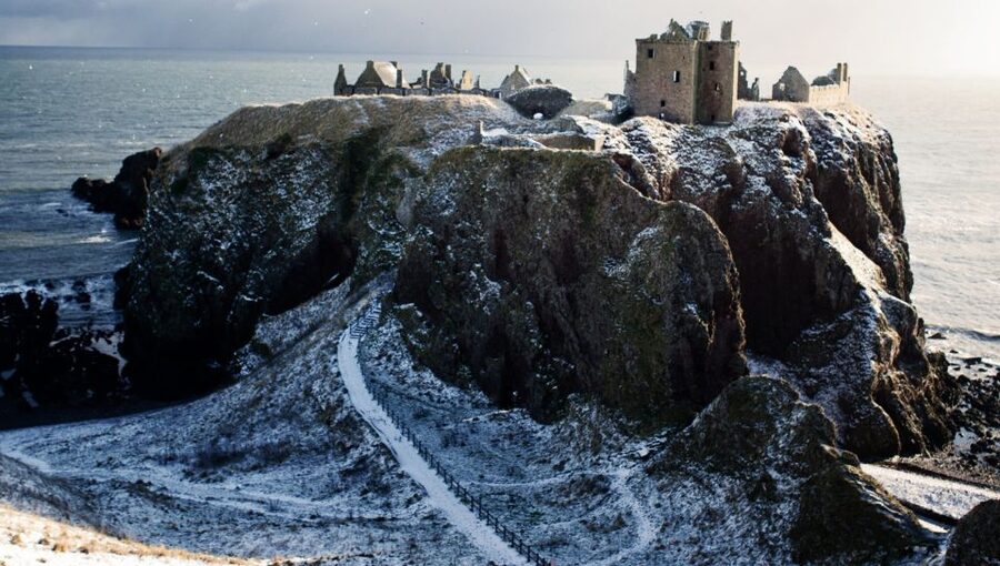 From Edinburgh: Glamis and Dunnottar Castles Tour in Italian - A Full-Day Drive From Edinburgh: what 10 hours really feels like