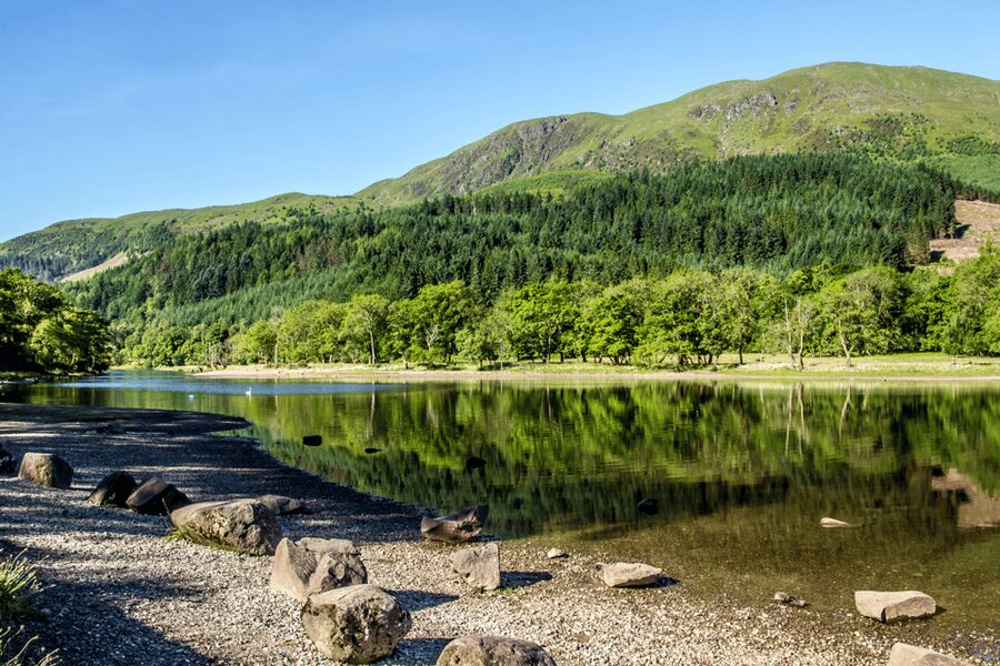 From Edinburgh: Highland Lochs, Glens, and Castles Tour - Loch Lubnaig and Ben-Led-Air: Refreshments Between Big Peaks