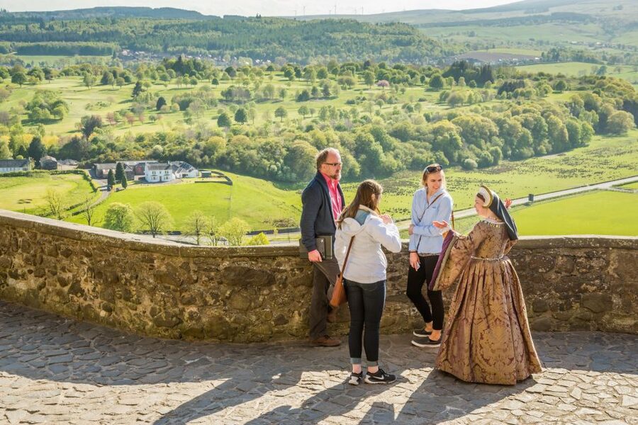 From Edinburgh: Loch Lomond, Kelpies & Stirling Castle Tour - How small-group pacing feels in real life