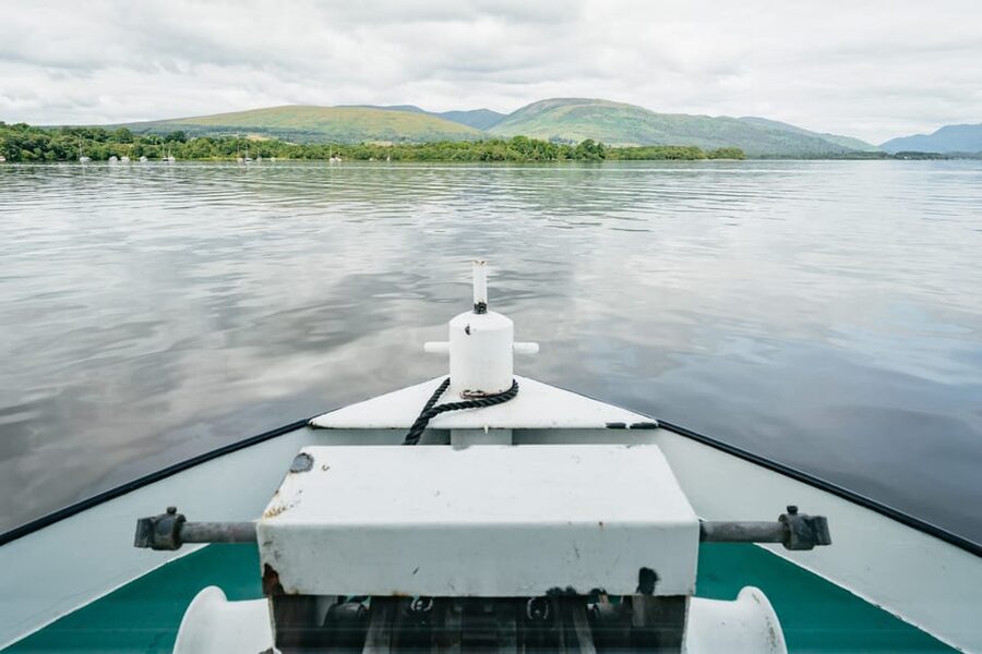 From Edinburgh: Loch Lomond, Stirling Castle & Kelpies Tour - Timing, comfort, and what to pack for a 9-hour coach day