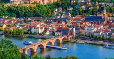 From Frankfurt: Heidelberg, Castle and Old City Guided Tour - The guided walk through Heidelberg’s old streets: Karl’s Gate to the Old Bridge