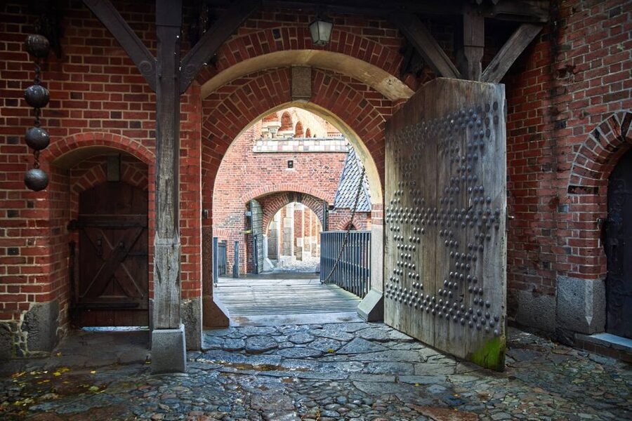 From Gdansk: Half-Day Malbork Castle Tour with Audioguide - Malbork Castle in a half-day: what makes it worth your time