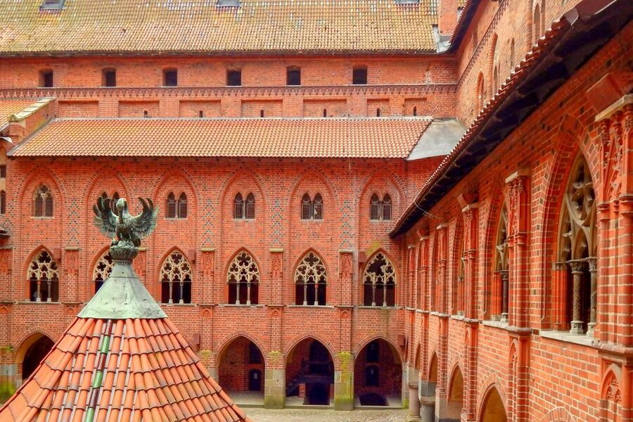 From Gdansk: Malbork Castle Half-Day Private Tour - Old technical devices and the Collection of Past Arms