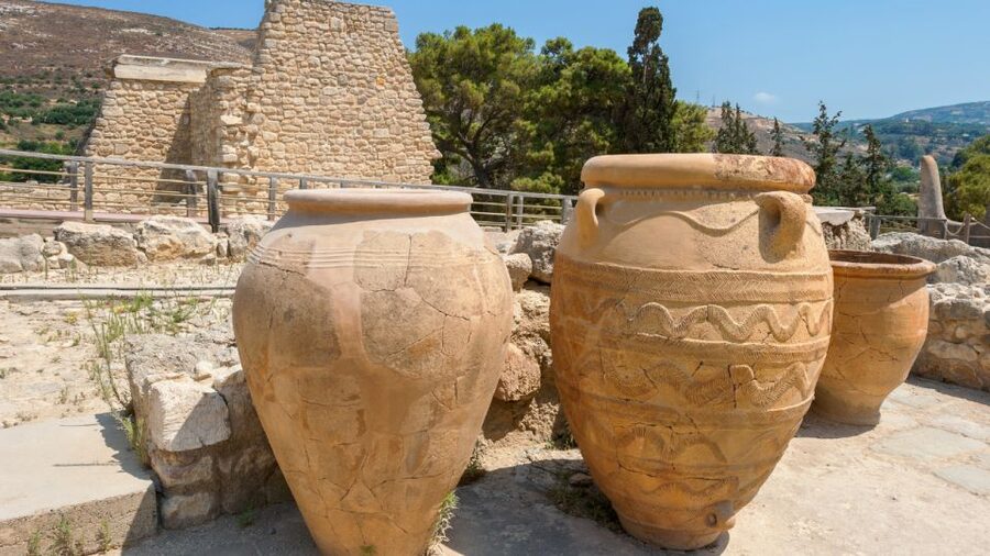 From Heraklion: Historical Center City Tour & Knossos Palace - Knossos Palace first: why the guided timing matters
