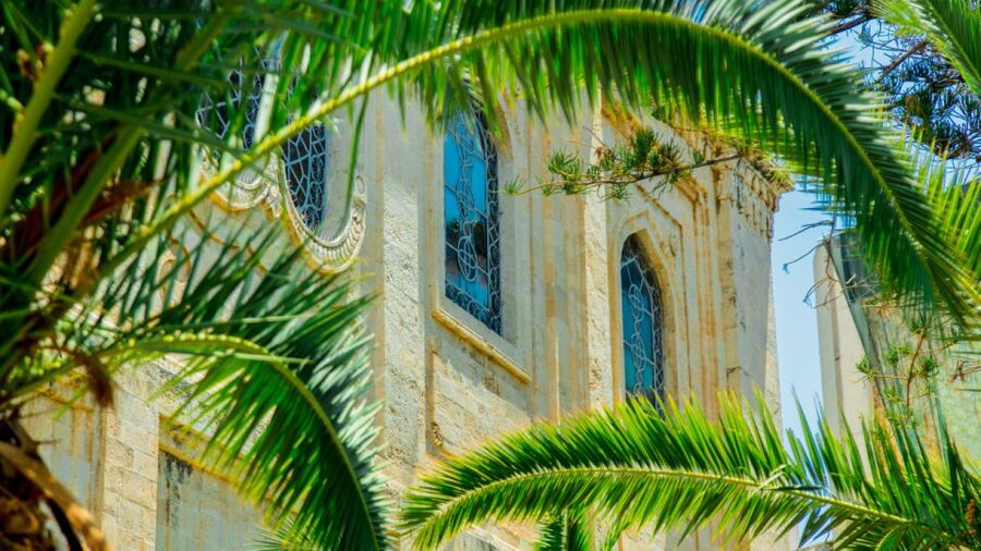 From Heraklion: Historical Center City Tour & Knossos Palace - Heraklion city center walk: get your bearings fast