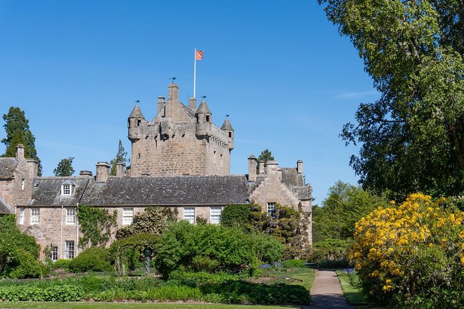 From Inverness: Cawdor Castle, Cairngorms and Highland Coos - Stop 5: Loch Morlich and Glenmore Visitor Centre area views