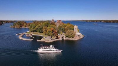 From Ivy Lea: 2-Hour Two Castle 1000 Islands Scenic Cruise - Two-Castle Views on a Straightforward 2-Hour Cruise