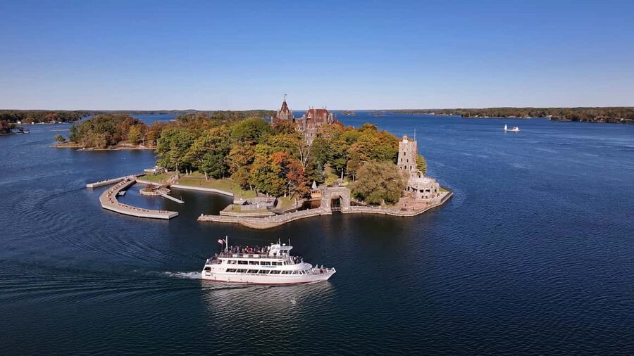 From Ivy Lea: 2-Hour Two Castle 1000 Islands Scenic Cruise - Two-Castle Views on a Straightforward 2-Hour Cruise