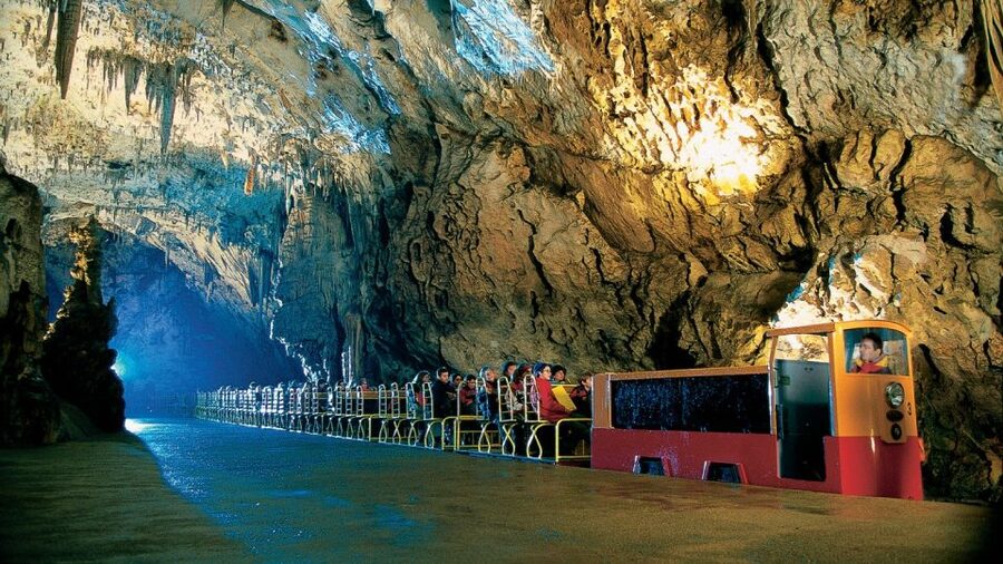 From Koper: Postojna Cave and Predjama Castle Tour - From Koper or Piran to Inner Carniola: where the day starts