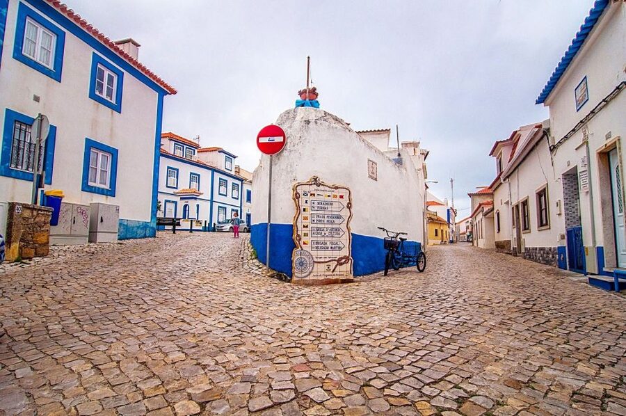 From Lisbon: Ericeira, Azenhas do Mar & Mafra Palace Private - José Franco Museum Village: rural life through miniatures and workshops