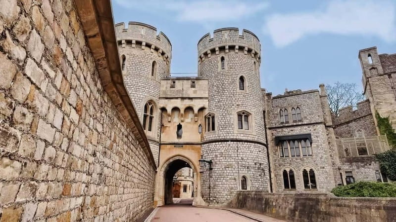 From London: Stonehenge & Windsor Castle Tour with Tickets - Key highlights worth knowing