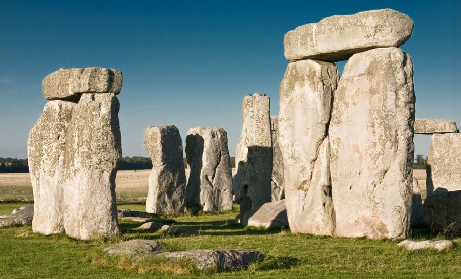 From London: Windsor Castle and Stonehenge Day Trip - Stonehenge: an extended walk around the stones and the meaning puzzle