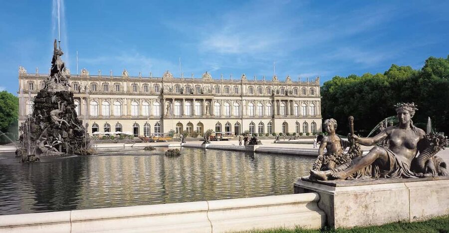 From Munich: Herrenchiemsee Palace and Boat Trip Day-Tour - The guide factor: what you gain from real storytelling