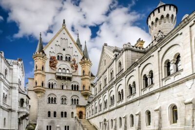 From Munich: Neuschwanstein Castle Full-Day Trip - Meeting at Radius Tours and the Munich Ride Out to Bavaria