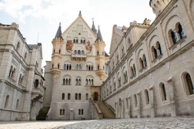 From Munich: Neuschwanstein Castle Full-Day Trip by Van - Neuschwanstein Castle: what the guided visit really gives you
