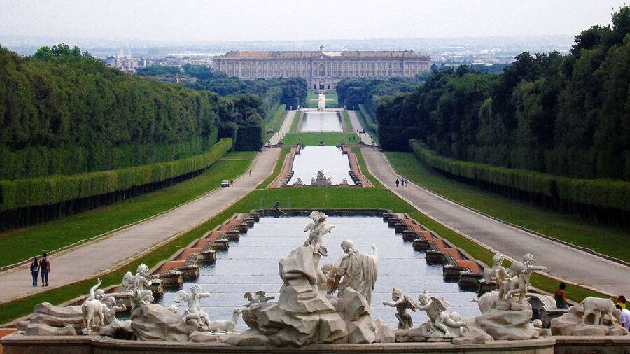 From Naples: Royal Palace of Caserta Half-Day Trip - Why the Royal Palace of Caserta works as a half-day from Naples