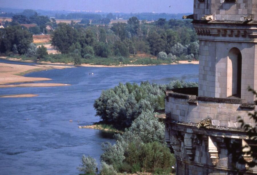From Paris: Loire Valley Castles Full-Day Tour with Lunch - Key highlights to know before you go