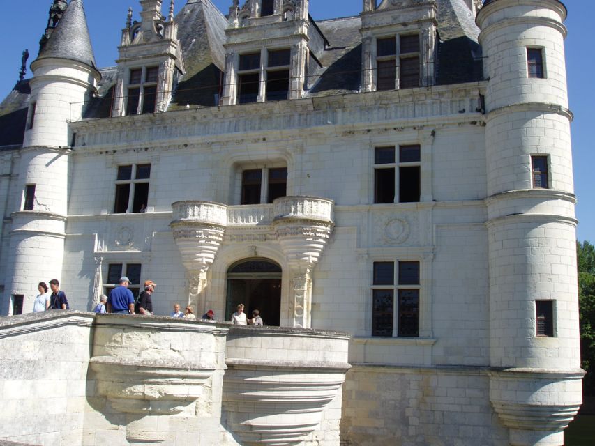 From Paris: Loire Valley Castles Full-Day Tour with Lunch - Chateau de Chenonceau Over the River Cher: Beauty With a Drama Plot