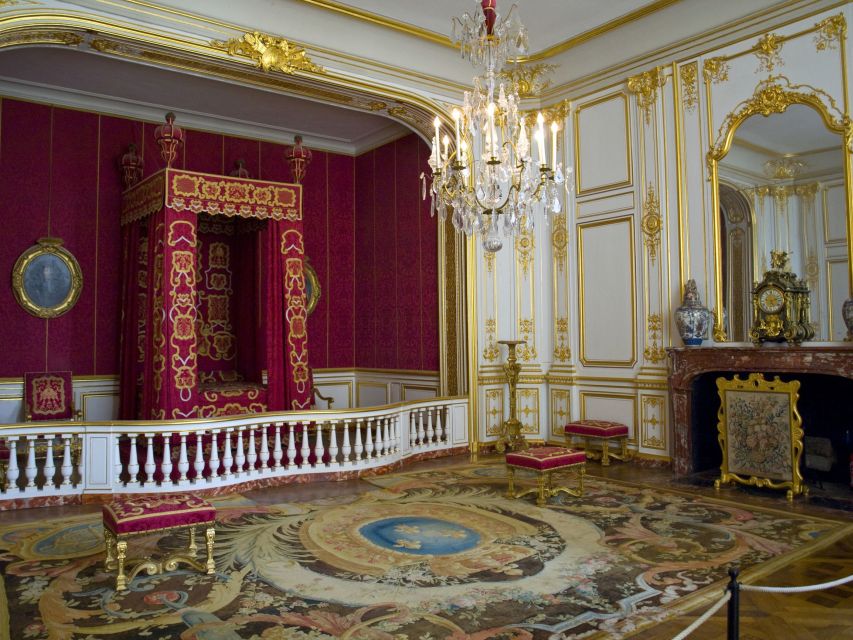 From Paris: Loire Valley Castles Tour with Hotel Transfers - Should you book this tour?