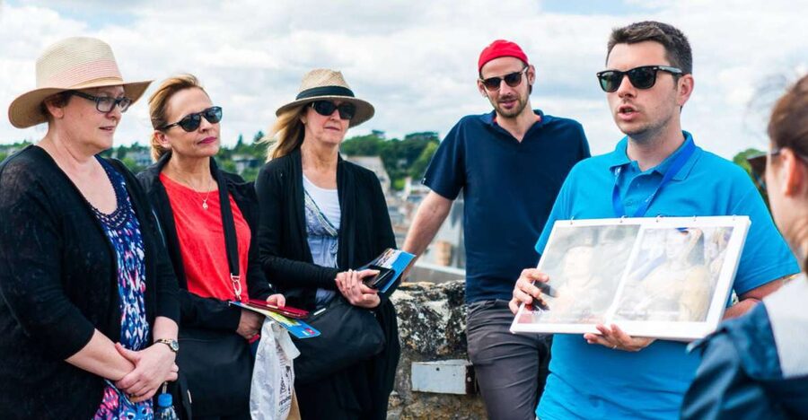 From Paris: Small-Group Loire Valley Castles Full-Day Tour - Loire Valley castles in one day: what this tour does well