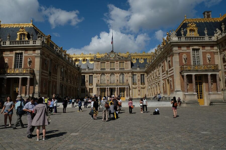 From Paris: Versailles Palace and Gardens Guided Day Trip - The 1:45 PM Upgrade: King’s Private Apartments and the Trianon Trade-Off