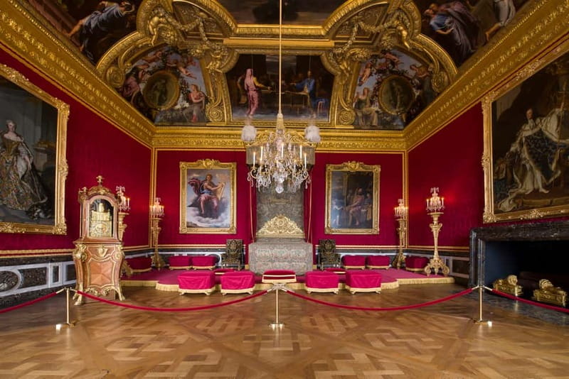 From Paris: Versailles Palace and Gardens with Transfer - Comfort, group setup, and who this tour fits best