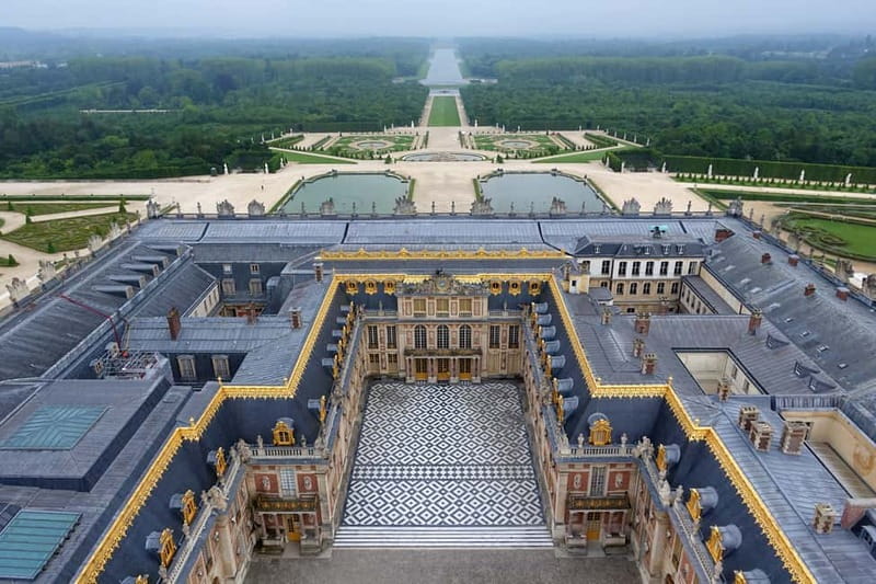 From Paris: Versailles Palace and Gardens with Transfer - The gardens and Le Nôtre: walking with a plan beats wandering randomly