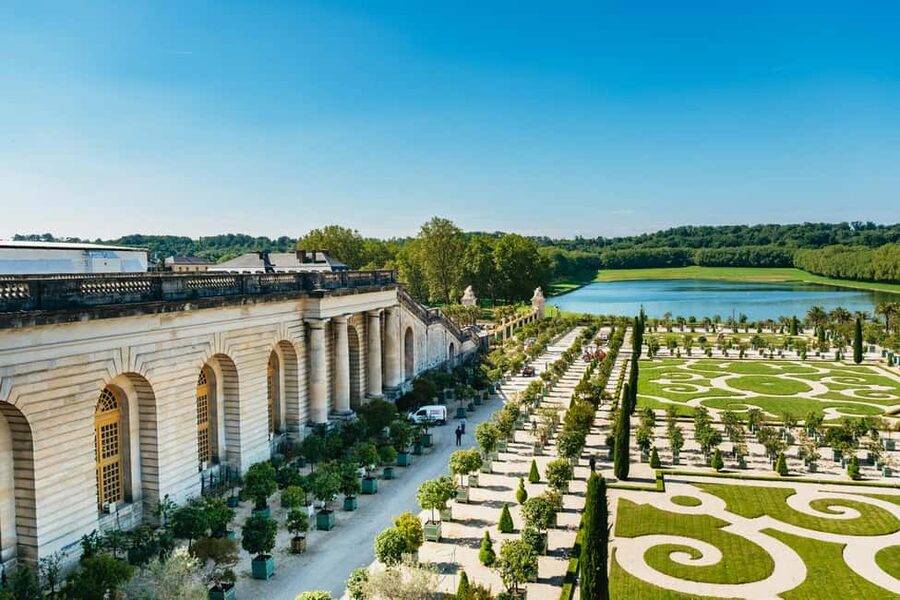 From Paris: Versailles Palace Guided Tour & Gardens Access - Skip-The-Line Comfort From Central Paris