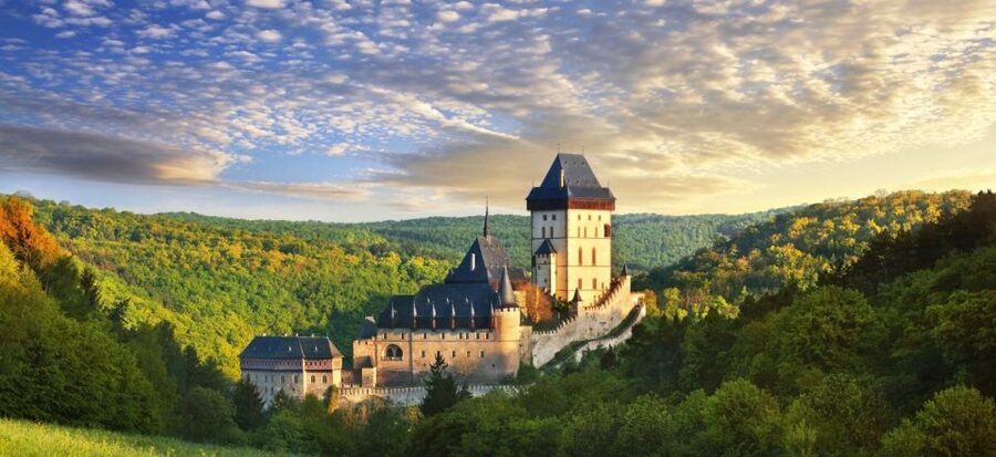 From Prague: Karlštejn Castle & Koněprusy Caves Tour - A small-group day trip that actually feels calm