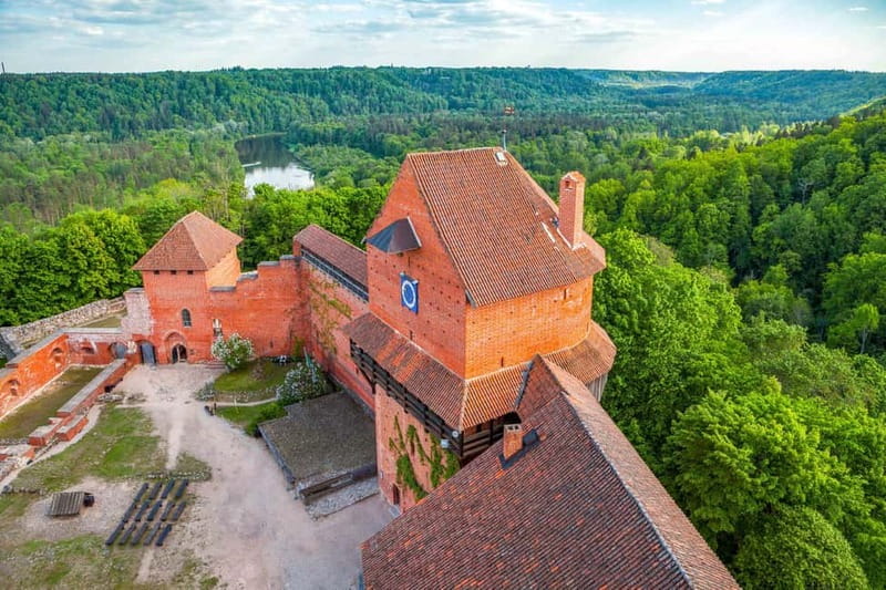 From Riga: Cēsis, Sigulda & Turaida Castle Tour - Entering Cēsis Castle by Candlelight, Where the Dark Is Part of the Show