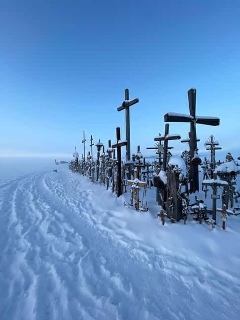 From Riga: Trip to Hill of Crosses, Rundale Palace & Bauska - Bauska Castle: climb the tower for river-meet views
