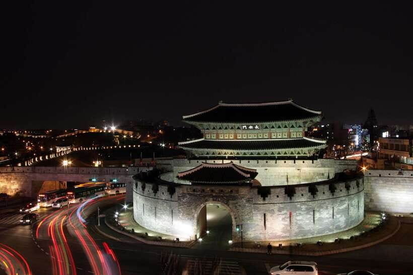 From Seoul: Suwon Hwaseong Fortress Night Tour - Haenggung-dong and Haengnidan-gil: Hanoks, Cafes, and Drama Filming Stops