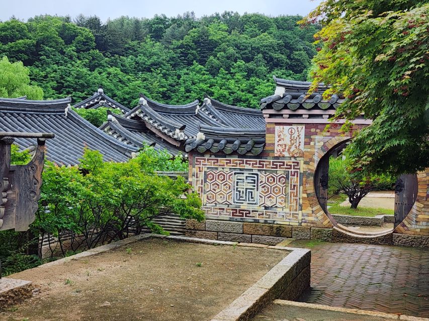 From Seoul: Suwon Hwaseong Fortress Tour - Korean Folk Village and Traditional Performances: Culture You Can Watch