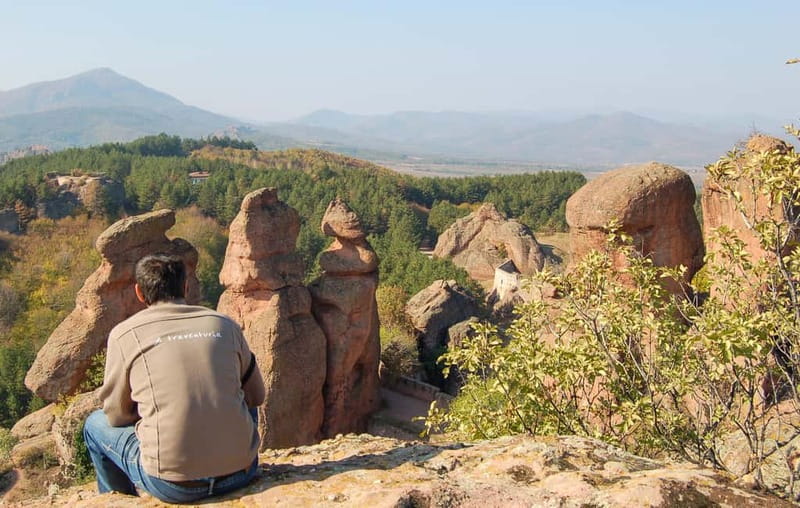 From Sofia: Belogradchik Fortress & Venetsa Cave 12 hrs Tour - Belogradchik Fortress: a guided walk that actually helps you look