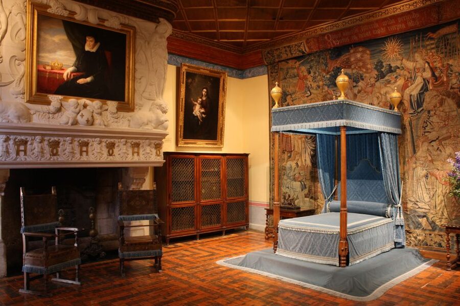 From Tours: Chenonceau and Chambord Castles Guided Tour - Price and value: what you’re paying for (and what you’re not)