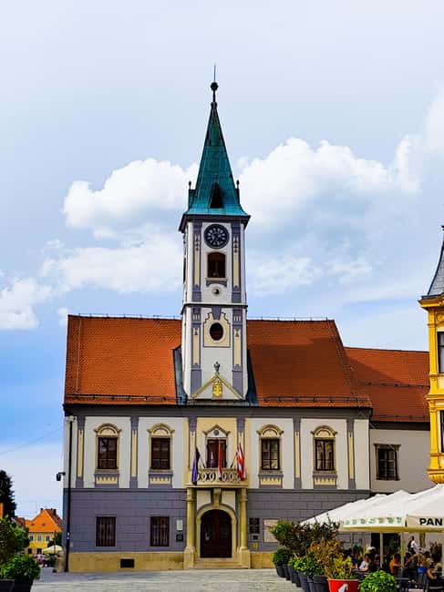 From Zagreb:Discover North Croatia, Museums, Castle and City - North Croatia in One Day: The Logic of This Route