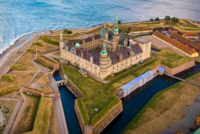 Full-Day; Castle, Palace, Cathedral & Viking ships Tour - Kronborg Castle in Helsingør: Hamlet, Power, and Danish Identity