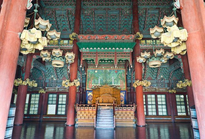 Full-Day Palace Tour in Seoul - Gyeongbokgung Palace: The Main Courtyard and the Big-Name Atmosphere