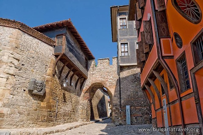 Full-Day Plovdiv and Asen’s Fortress Tour from Sofia - Asen’s Fortress: the climb, the views, and the VR moment