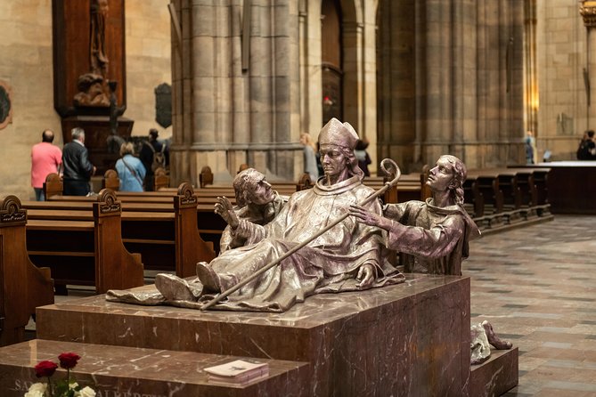 Full-Day Prague Tour with Prague Castle, Lunch and Vltava Cruise - Prague Castle courtyards and the noon changing of the guards