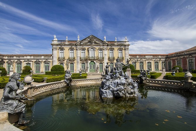 Full-Day Private Sintra Tour with Wine Tasting and Pena Palace - Stop 1: Sintra town stroll and the Sintra National Palace area
