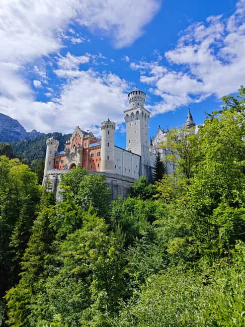 Füssen to Neuschwanstein Castle - Guided Scenic Tour - Key Things You’ll Notice on This Walk