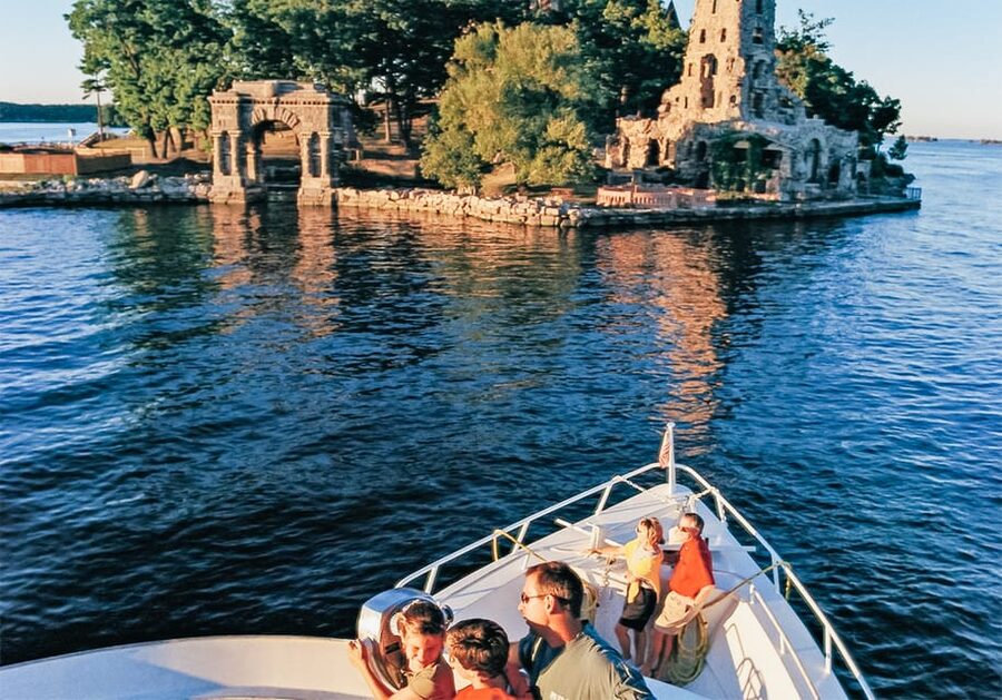 Gananoque: 1000 Islands Cruise & Optional Boldt Castle Entry - Time at the US Border: The Part That Can Sneak Up on You