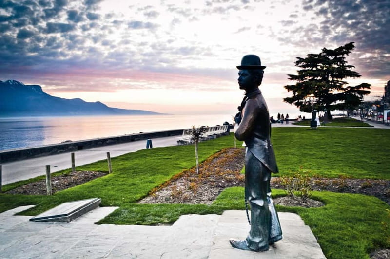 Geneva: Montreux, Chaplin’s World, Chillon Castle & Apéritif - Vevey in the morning: short free time that you can shape